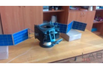 Коллеги распечатали на 3D принтере MakerBot Replicator 2X модель спутника!