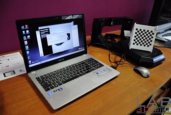 3D cканер MakerBot Digitizer